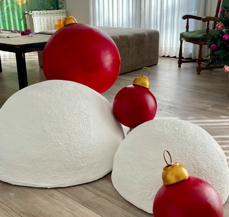 Escenografías para eventos comerciales esferas gigantes La Parfumerie